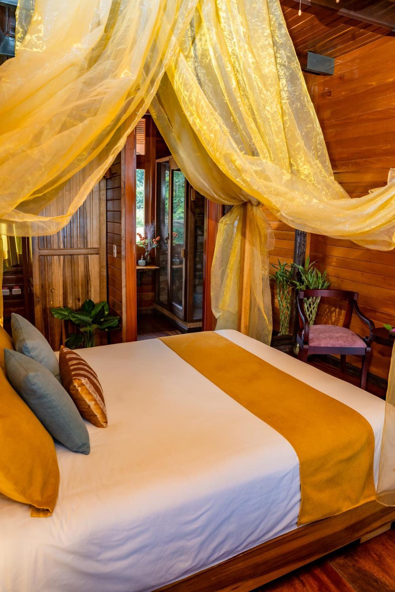 Heimatlos Amazon Lodge Puyo Exterior photo