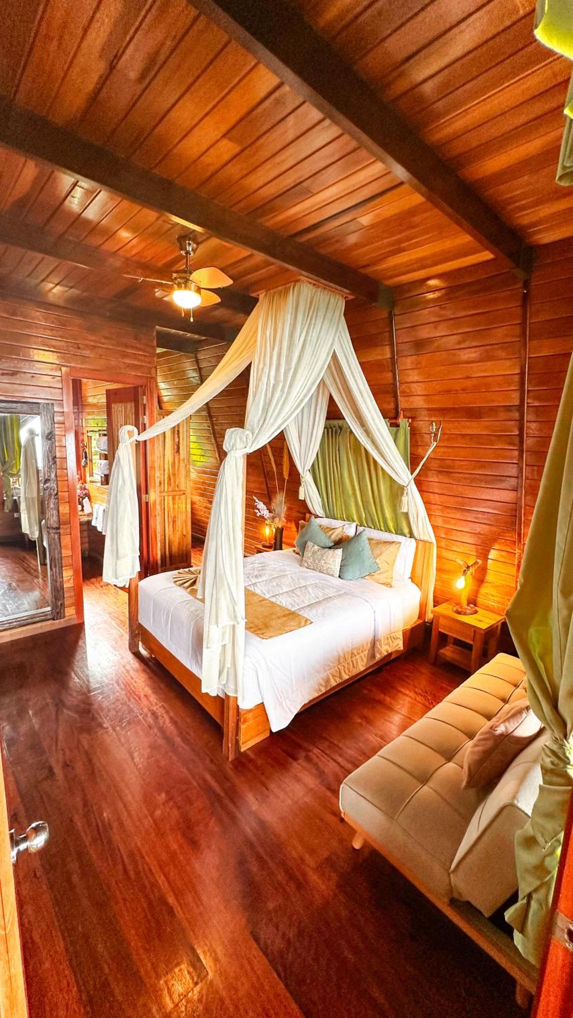 Heimatlos Amazon Lodge Puyo Exterior photo