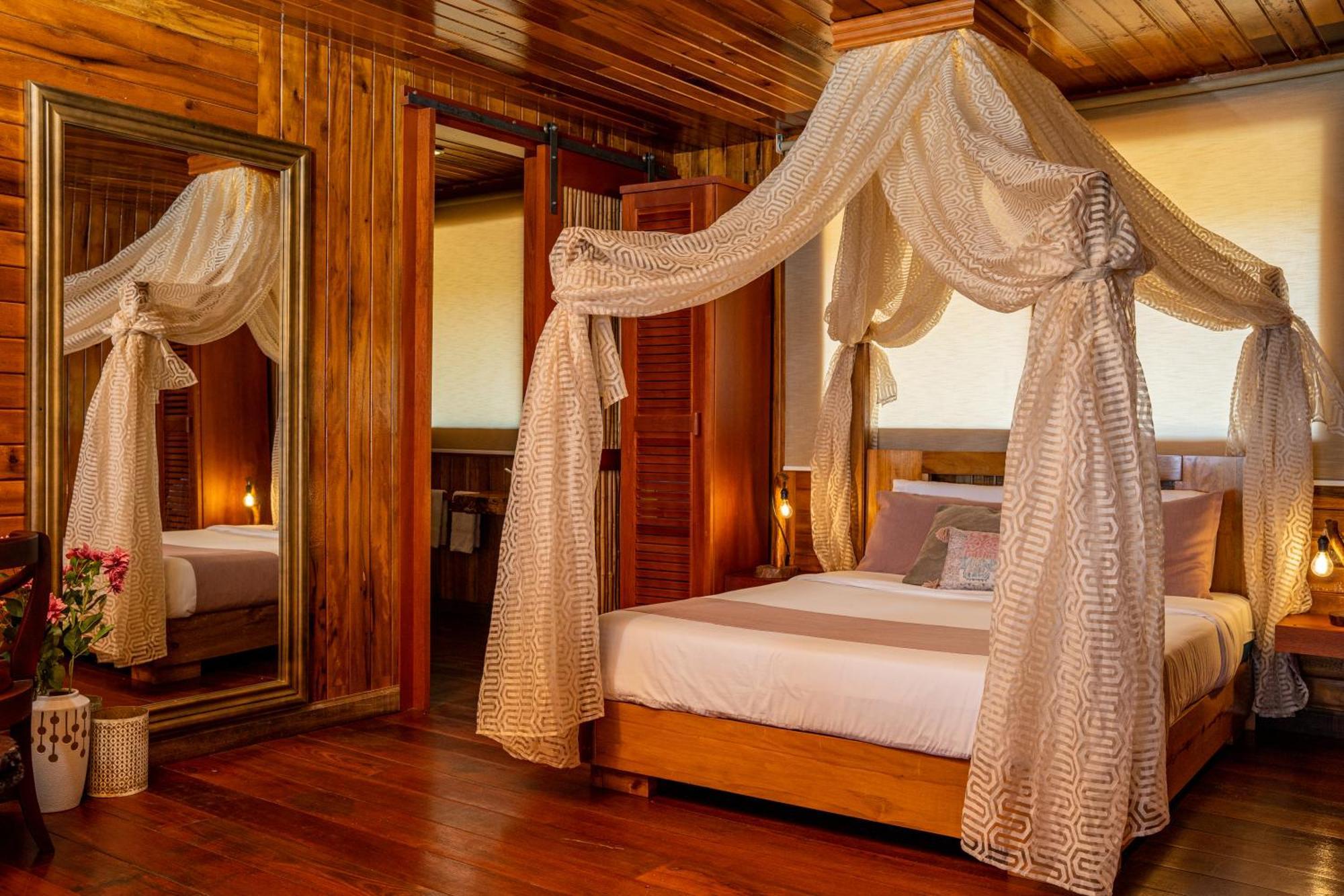 Heimatlos Amazon Lodge Puyo Exterior photo